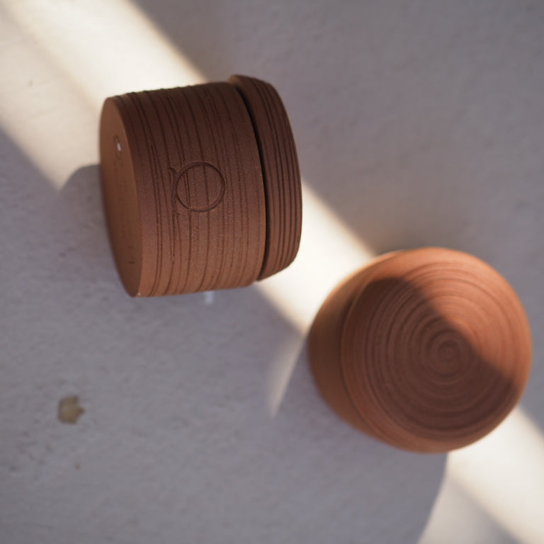 Aios Terracota Pot Natural Candle with Lid
