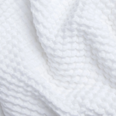 Waffle Q Bath Towel | White